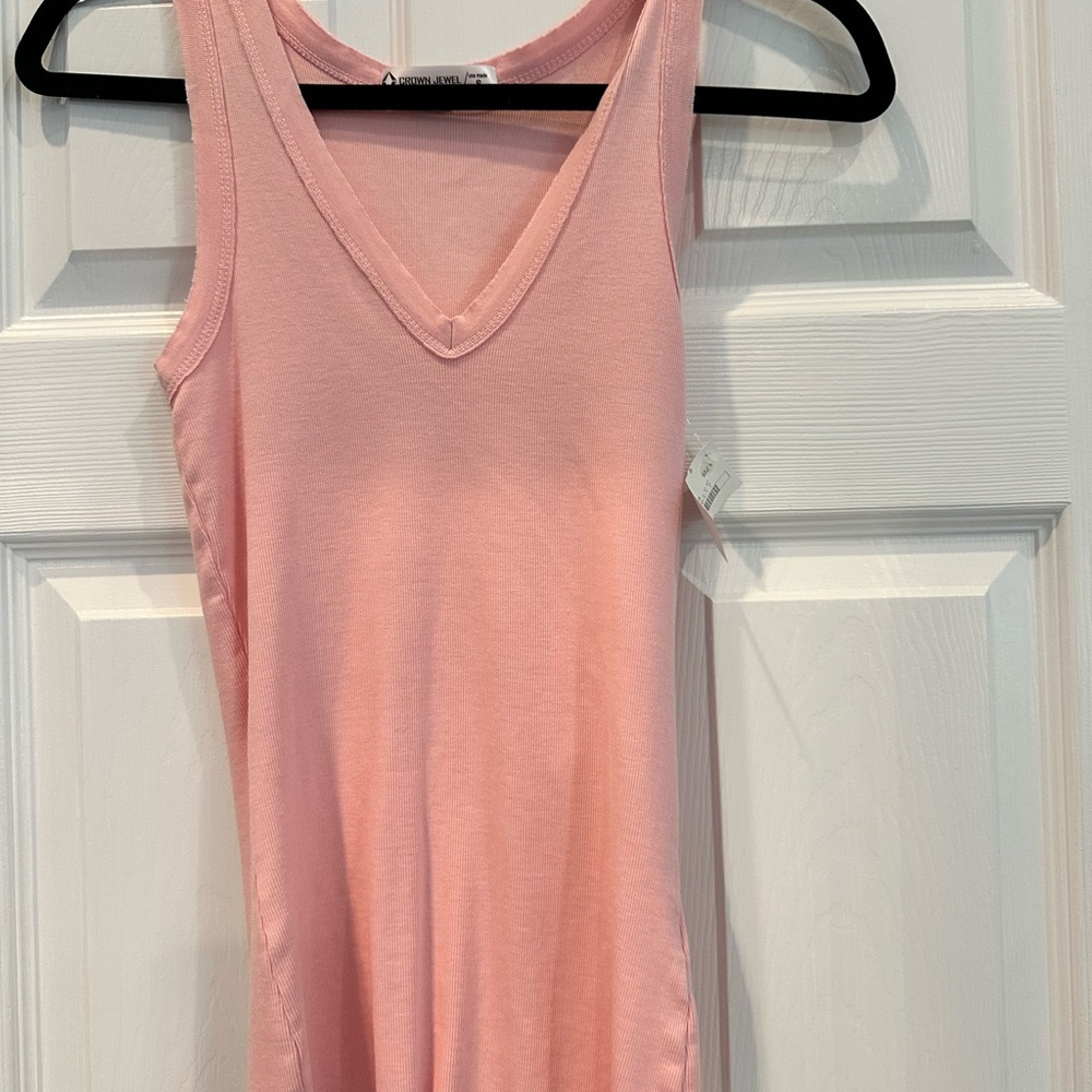 Crown jewel Pink Sleeveless V-Neck Top new
